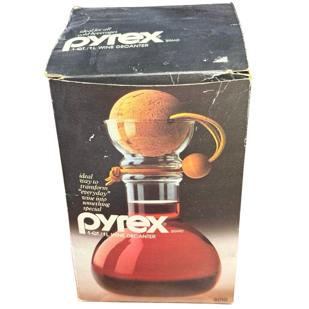 NIB Vintage Pyrex 8010 Wine Decanter 1 Qt Carafe Cork Ball Stopper Original Box